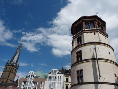 Rheinturm Düsseldorf, Dieter Schütz, pixelio.de